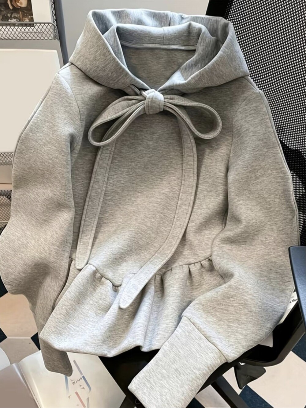 Casual Hoodie Skirt Hem Sweatshirt